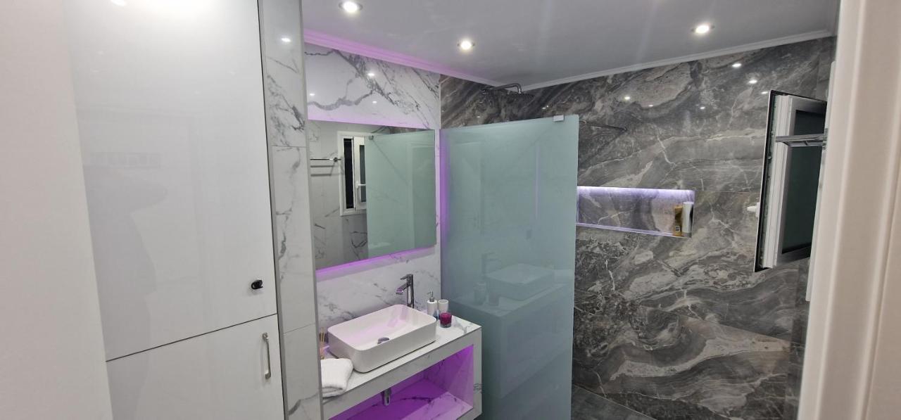 Luxury Apartment In Attiki Athens Exterior photo